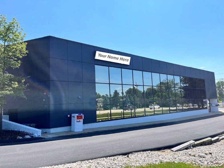 More Photos Of 1955 W Hamlin Rd, Rochester Hills Office Residential For Lease