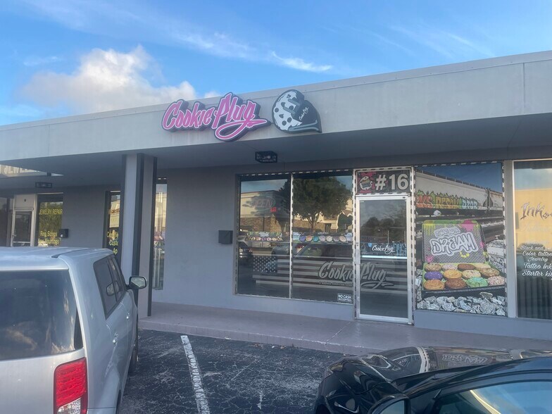 More Photos Of 12377 S Cleveland Ave, Fort Myers Storefront For Lease