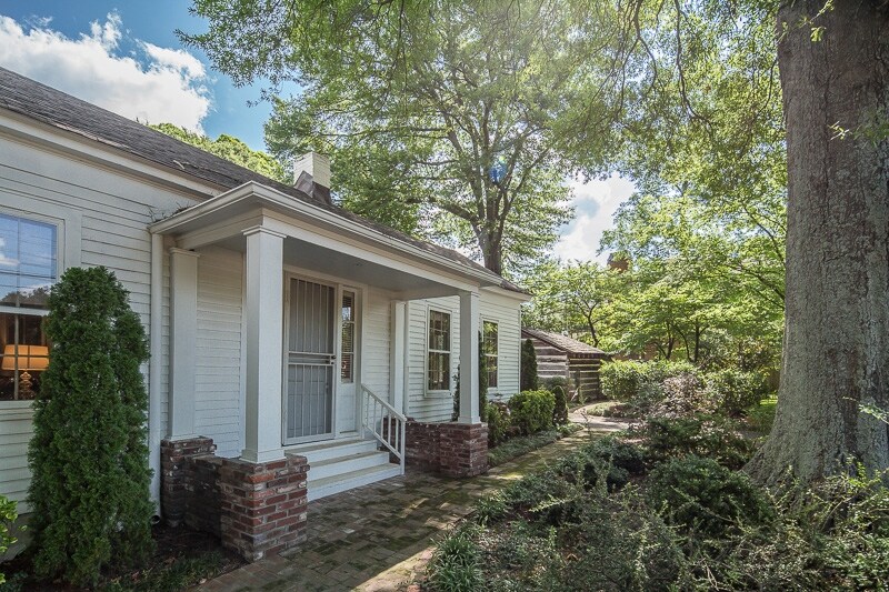 More Photos Of 7642 Poplar Pike, Germantown Office For Sale