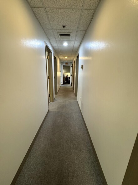 More Photos Of 388-390 Commonwealth ave, Boston Office For Lease