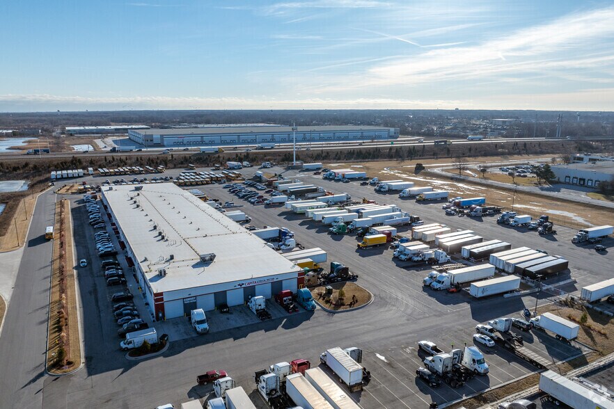 More Photos Of 21701 Central Ave, Matteson Parking Lot For Lease