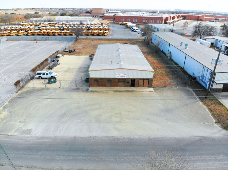 More Photos Of 9238 Converse Business Ln, Converse Service For Sale