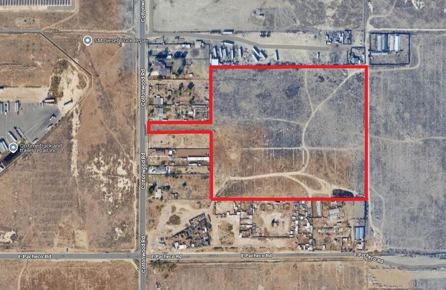 Primary Photo Of Cottonwood Rd & E Pacheco (APN - 172-060-04) rd, Bakersfield Land For Sale