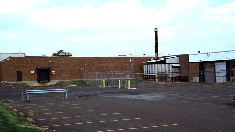 More Photos Of 11600 Caroline Rd, Philadelphia Warehouse For Lease