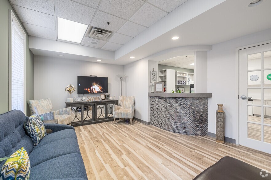 More Photos Of 1640 Powers Ferry Rd SE #11, Marietta Office For Sale