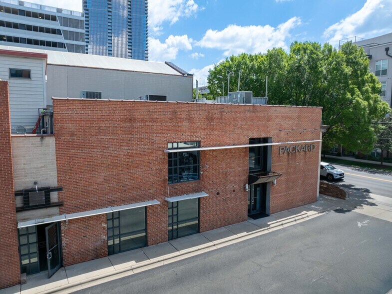More Photos Of 1310 S Tryon St, Charlotte Office For Lease