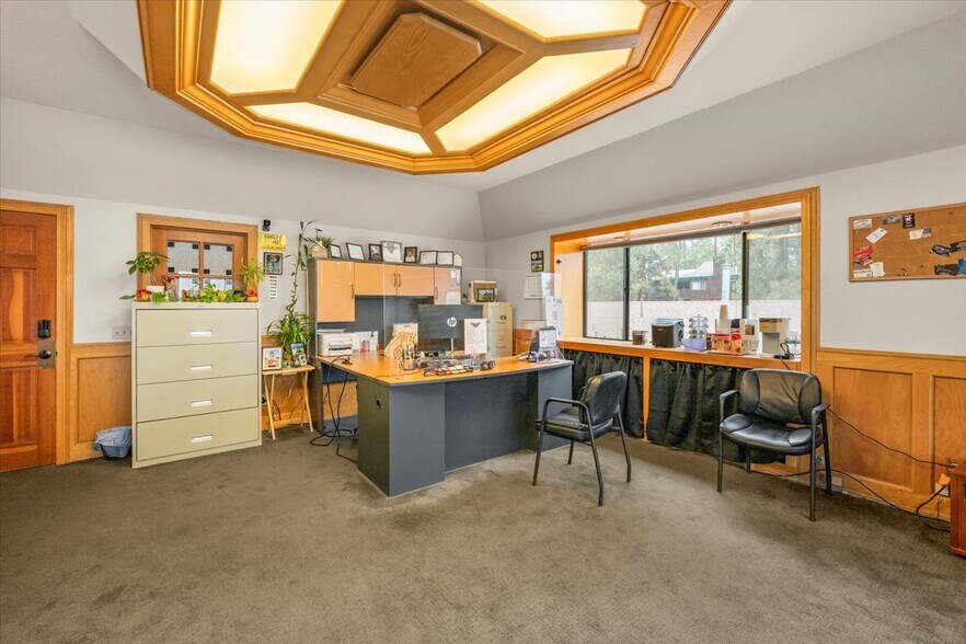 More Photos Of 41609 Big Bear Blvd, Big Bear Lake Office For Sale