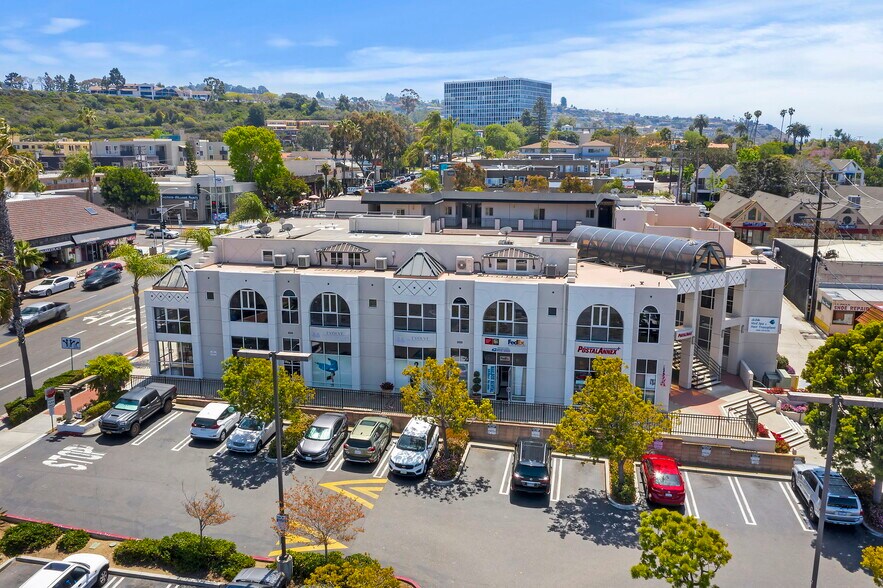 More Photos Of 7514 Girard Ave, La Jolla General Retail For Sale