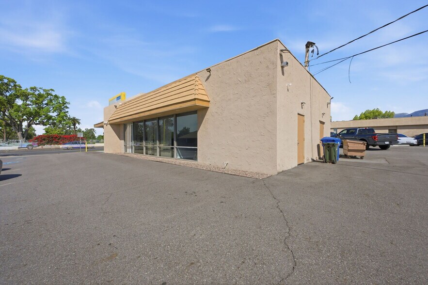 More Photos Of 746 N Mountain Ave, Ontario Freestanding For Lease