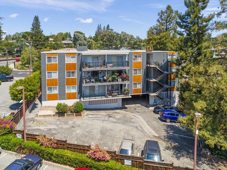 More Photos Of 616 Canyon Rd, Redwood City Multifamily For Sale