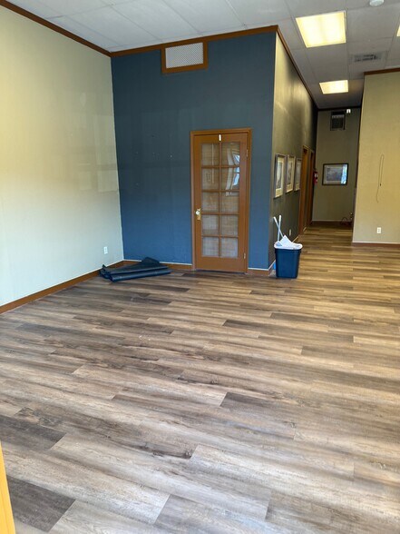 More Photos Of 3401 6th Ave, Tacoma Unknown For Lease