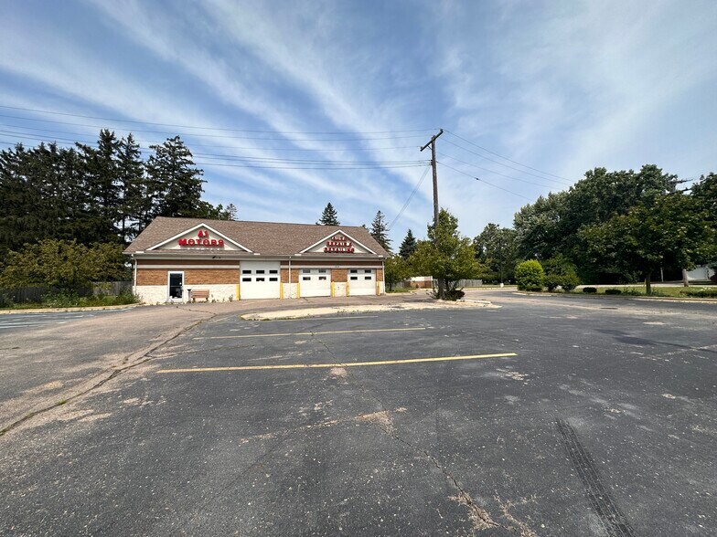 More Photos Of 2619 N Telegraph Rd, Monroe Auto Repair For Sale