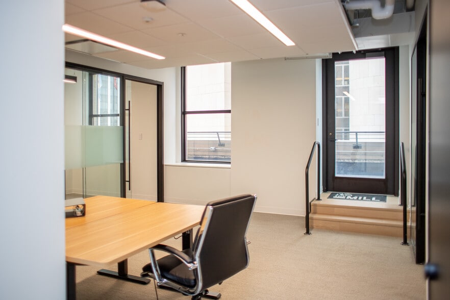 More Photos Of 221 W 10th St, Wilmington Coworking Space