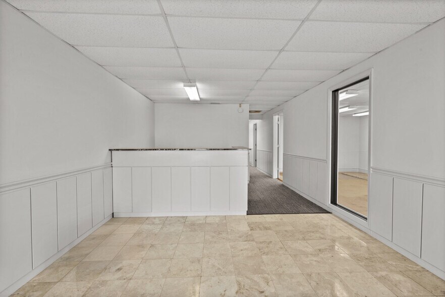 More Photos Of 2601 Wilkinson Blvd, Charlotte Industrial For Sale