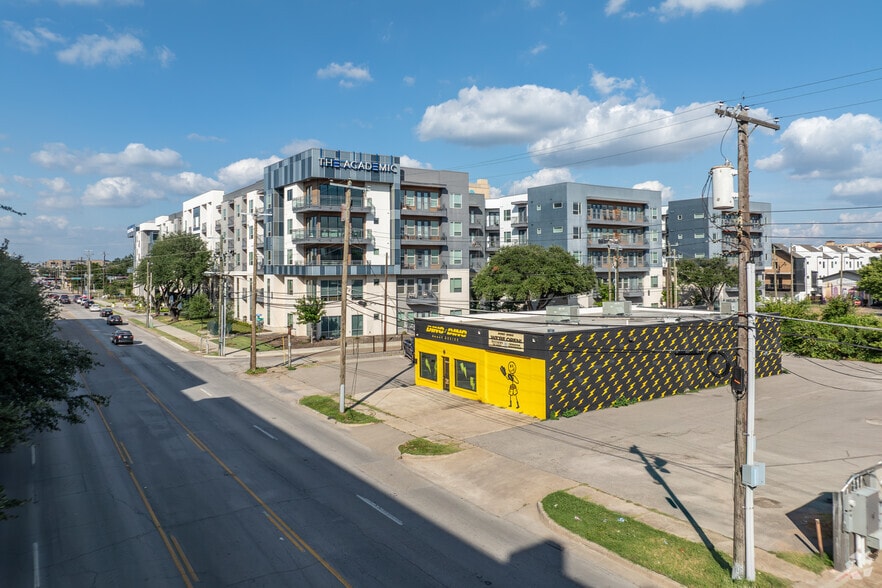 More Photos Of 3516 Ross Ave, Dallas Freestanding For Lease