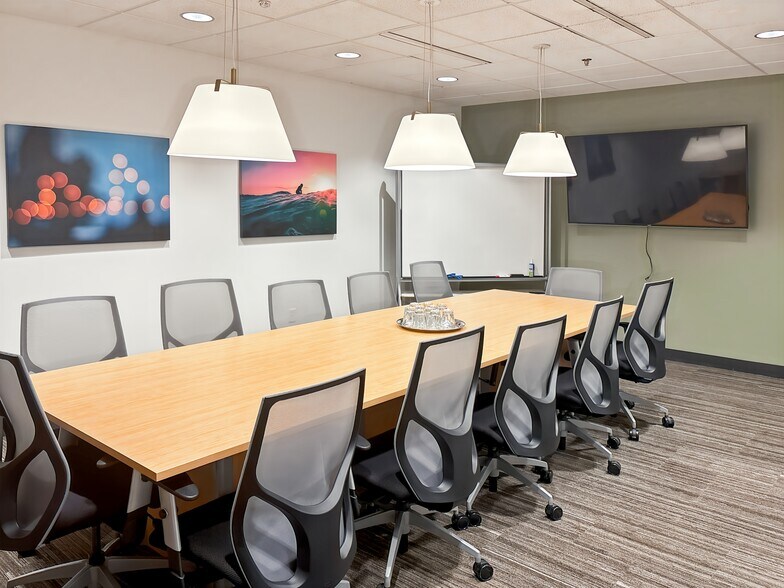 More Photos Of 100 Fillmore St, Denver Coworking Space