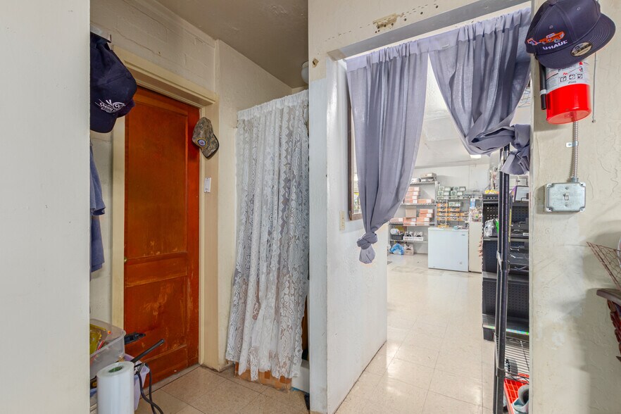 More Photos Of 22030 S Ellsworth Rd, Queen Creek General Retail For Sale