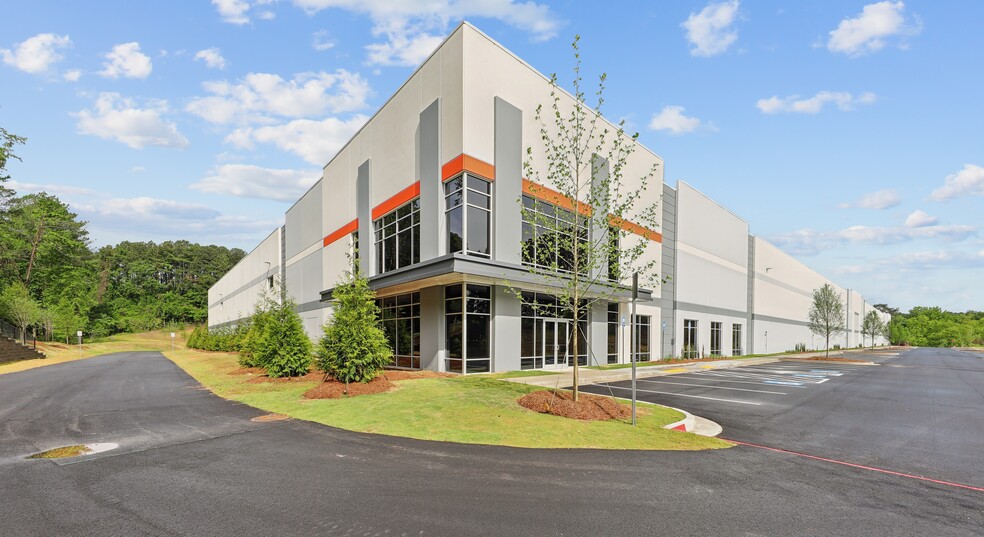More Photos Of 3945 Gilbert Rd, Atlanta Distribution For Lease