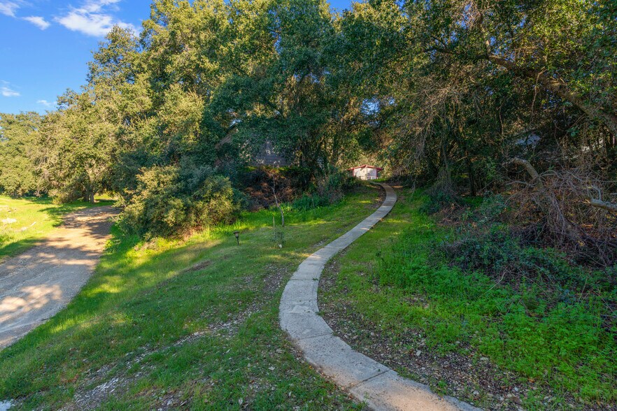 More Photos Of 37400 Falling Springs Rd, Yucaipa Religious Facility For Sale