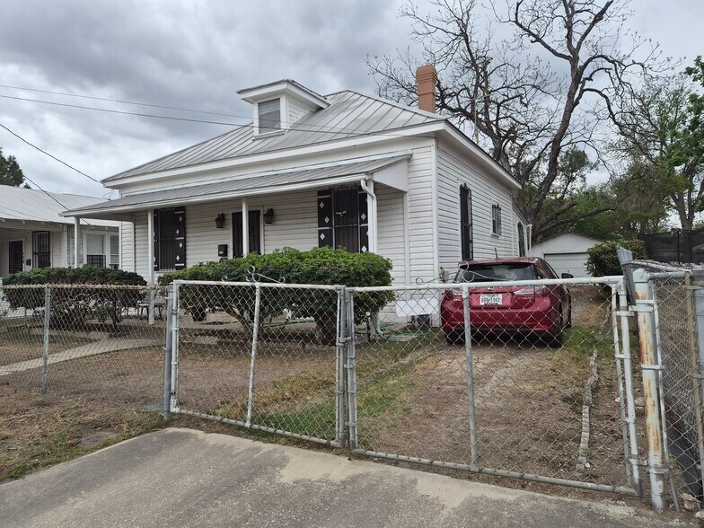 More Photos Of , San Antonio Specialty For Sale