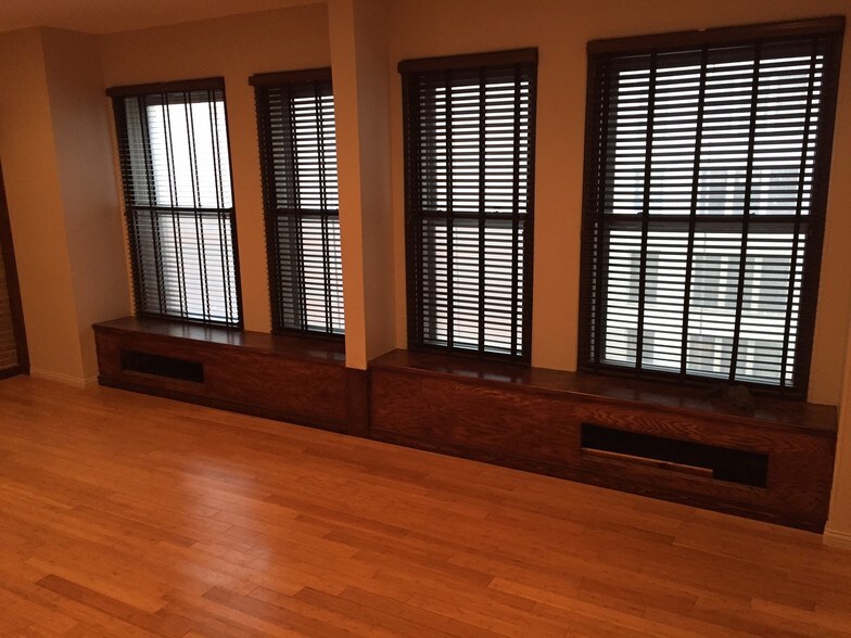 More Photos Of 234 S Wabash Ave, Chicago Office For Lease