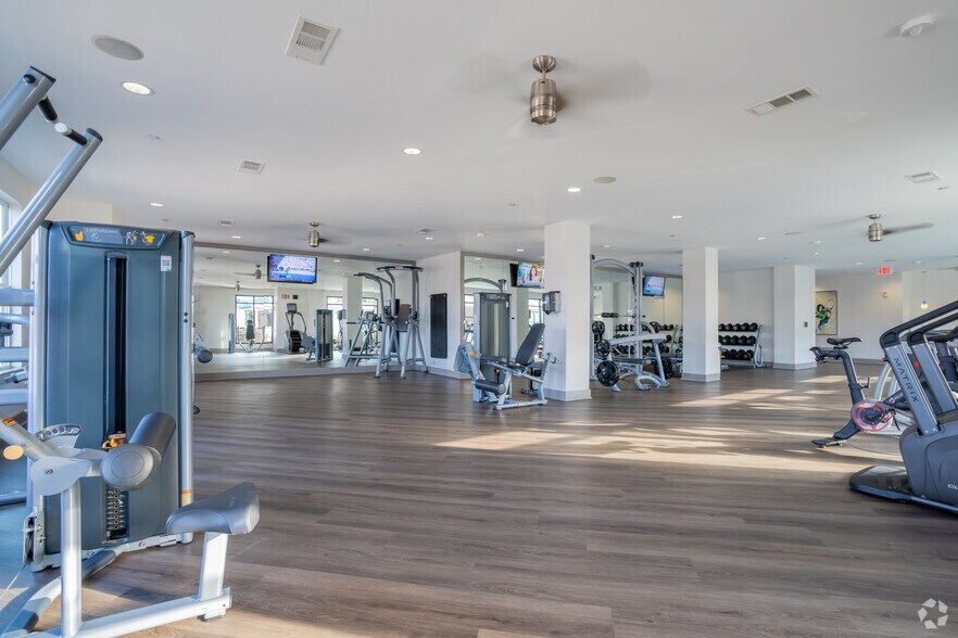 More Photos Of 2800 Old Milton Pky, Alpharetta Unknown For Lease