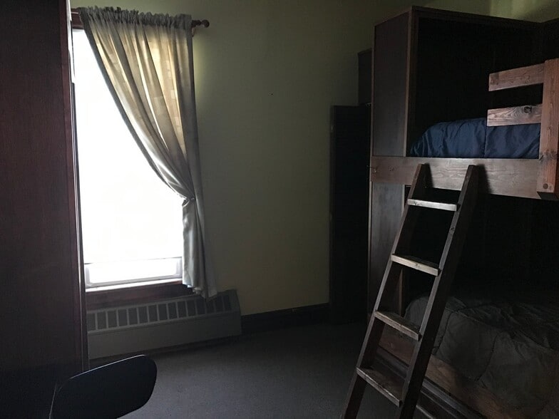 More Photos Of 1454 State Route 30, Wells Specialty For Sale