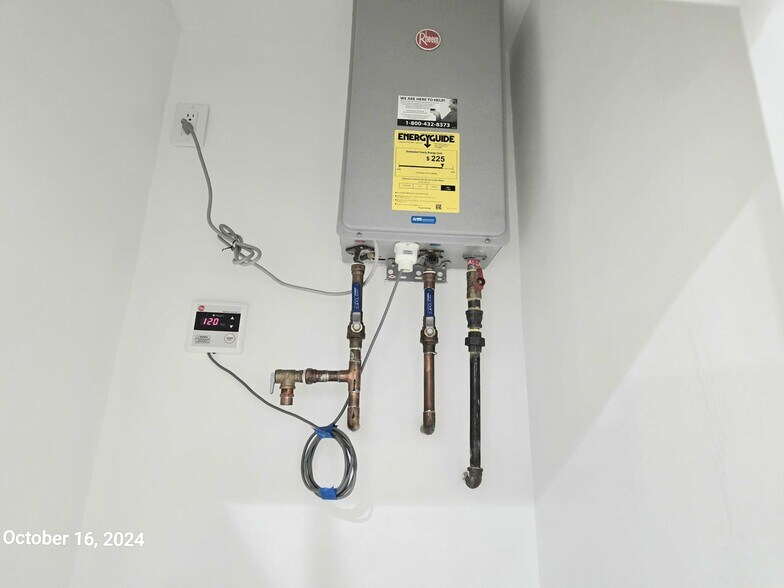 More Photos Of 1526 E 1st St, Los Angeles Coworking Space