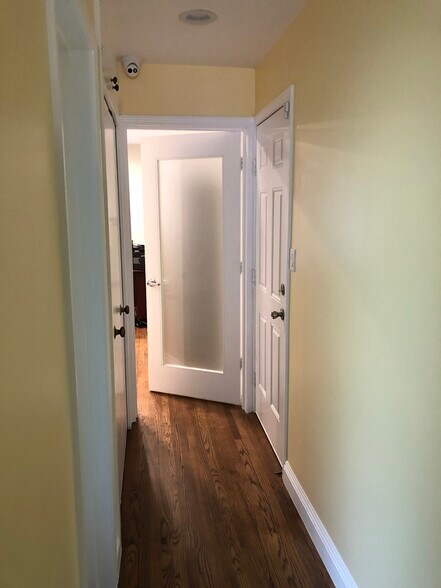 More Photos Of 10404 Foothill Blvd, Lake View Terrace Specialty For Sale