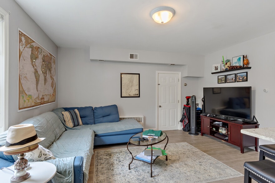 More Photos Of 180 Madison Ave, Port Chester Office For Sale