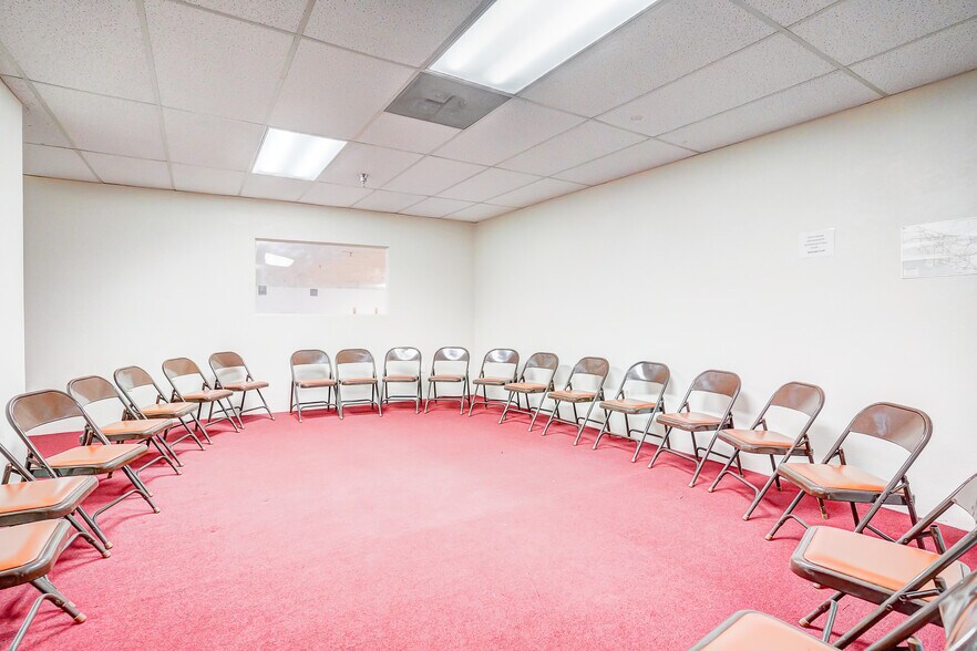 More Photos Of 950 S Central Ave, Compton Schools For Sale