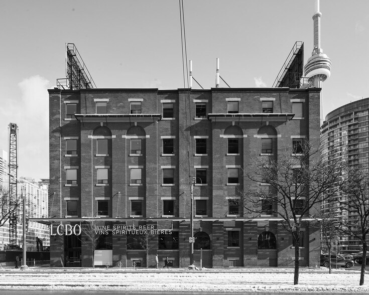 More Photos Of 49 Spadina Ave, Toronto Loft Creative Space For Lease