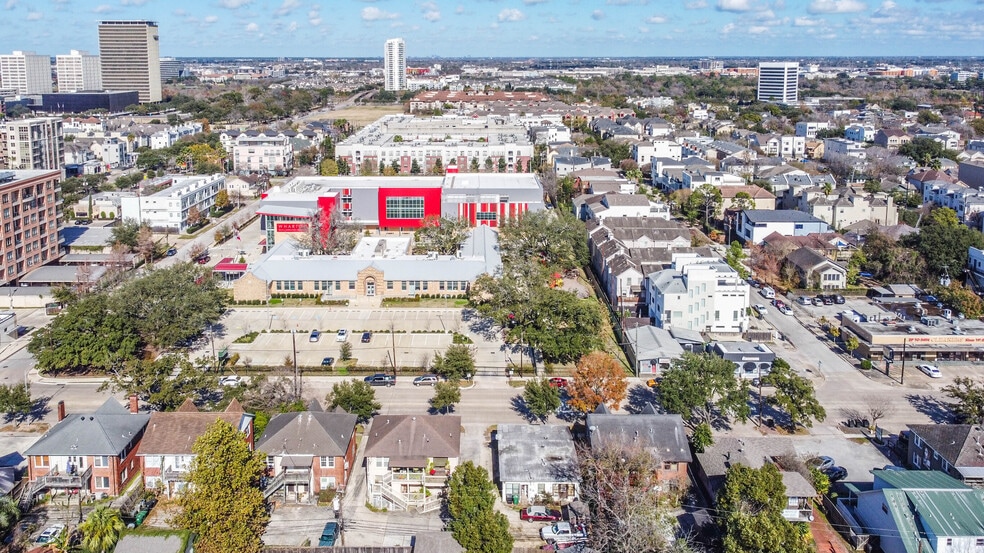 More Photos Of 815 W Gray St, Houston Specialty For Sale