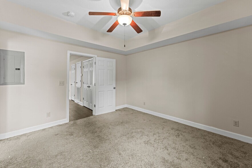 More Photos Of 403 Meador Dr, Tuscaloosa Multifamily For Sale