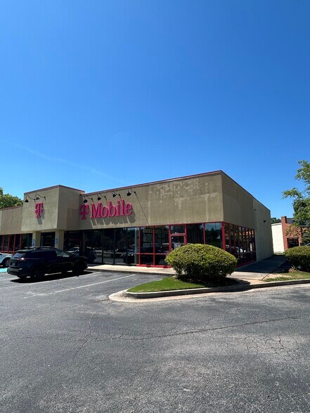 More Photos Of 420 WalMart Way, Dahlonega Freestanding For Lease