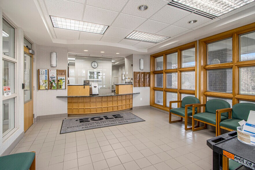 More Photos Of 7953 Adobe Rd, Kalamazoo Office For Sale