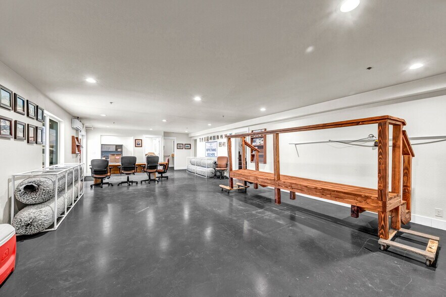 More Photos Of 2 Brown dr, Mound House Manufacturing For Sale