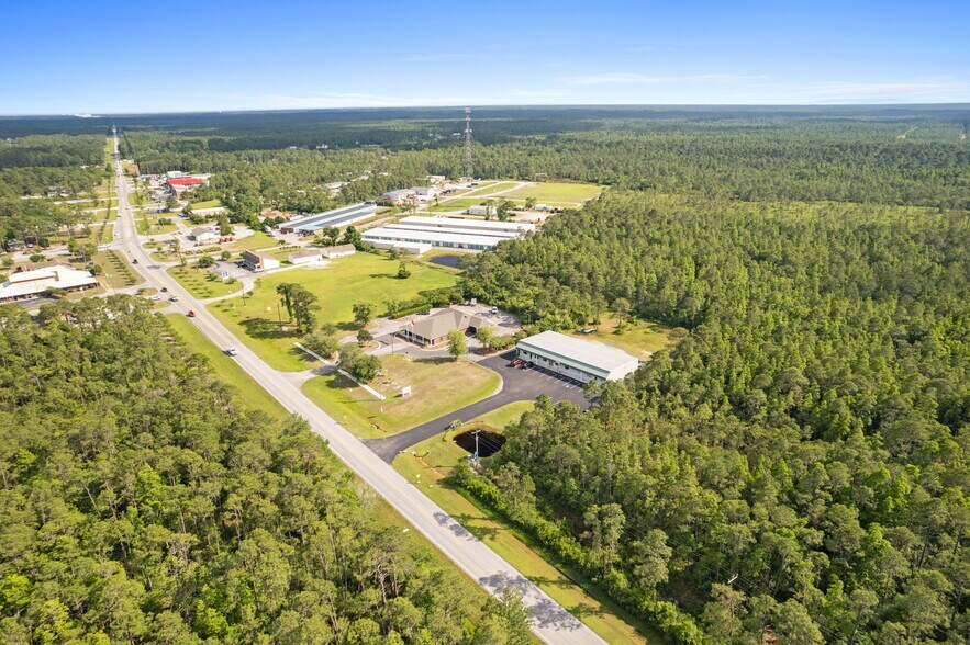 More Photos Of 3000 George II Hwy, Southport General Retail For Sale