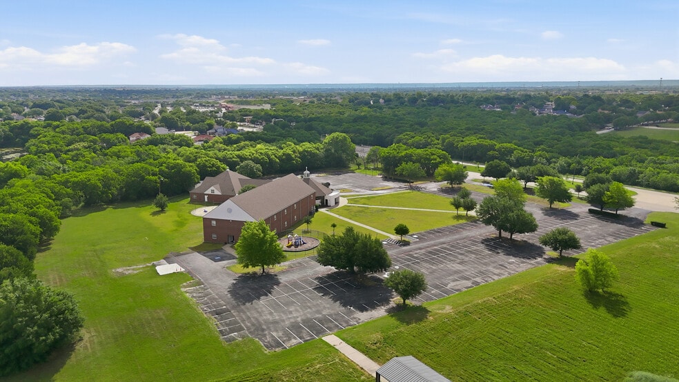 More Photos Of 2045 SE Green Oaks Blvd, Arlington Religious Facility For Sale