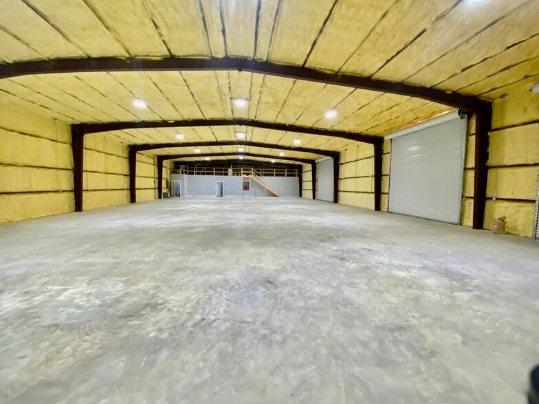 More Photos Of 2023 H O Mills hwy, Port Arthur Warehouse For Lease