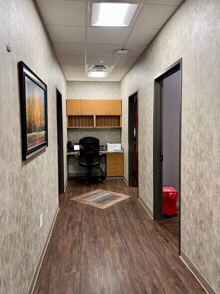 More Photos Of 255 W Lebanon, Frisco Medical For Lease