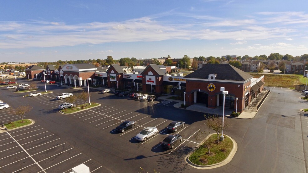 More Photos Of 900 E Battlefield St, Springfield General Retail For Lease