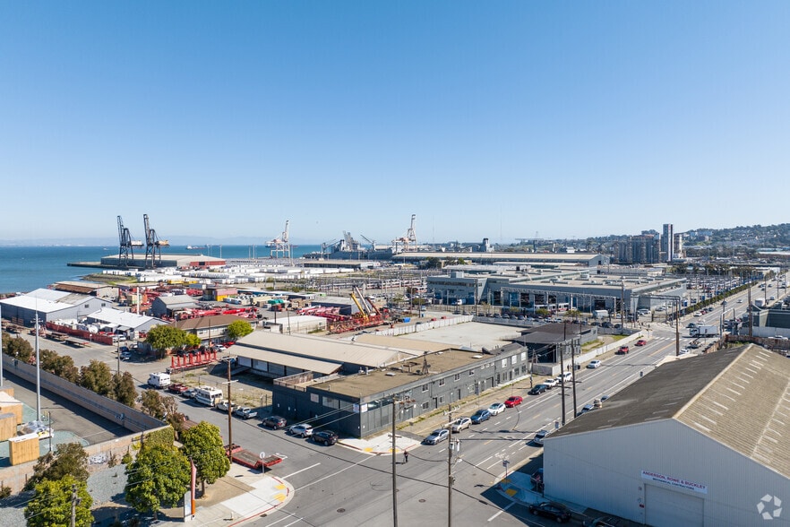 More Photos Of 1401 Illinois St, San Francisco Warehouse For Lease