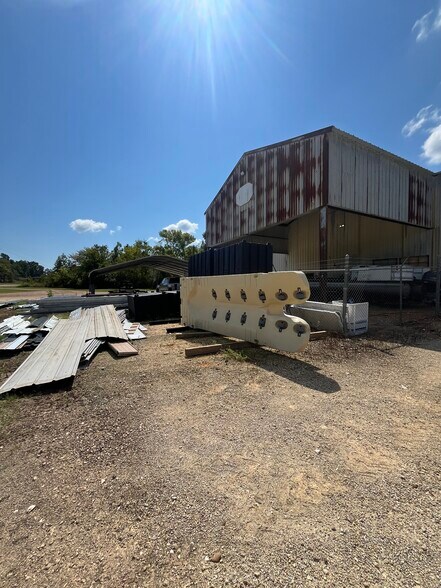 More Photos Of 1640 TN-57 Hwy, Michie Industrial For Sale