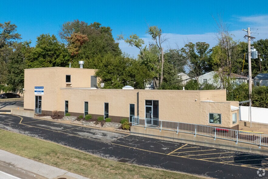 More Photos Of 10215 Watson Rd, Saint Louis Carwash For Lease