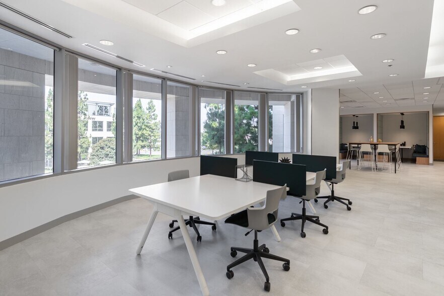 More Photos Of 601 Pennsylvania Ave NW, Washington Office For Lease