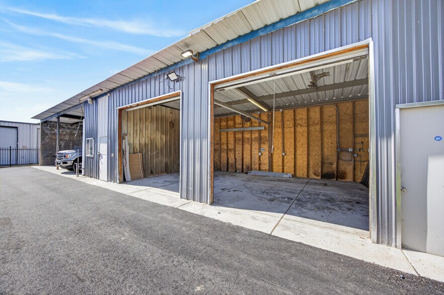 More Photos Of 1110 Ramirez St, Marysville Auto Dealership For Sale