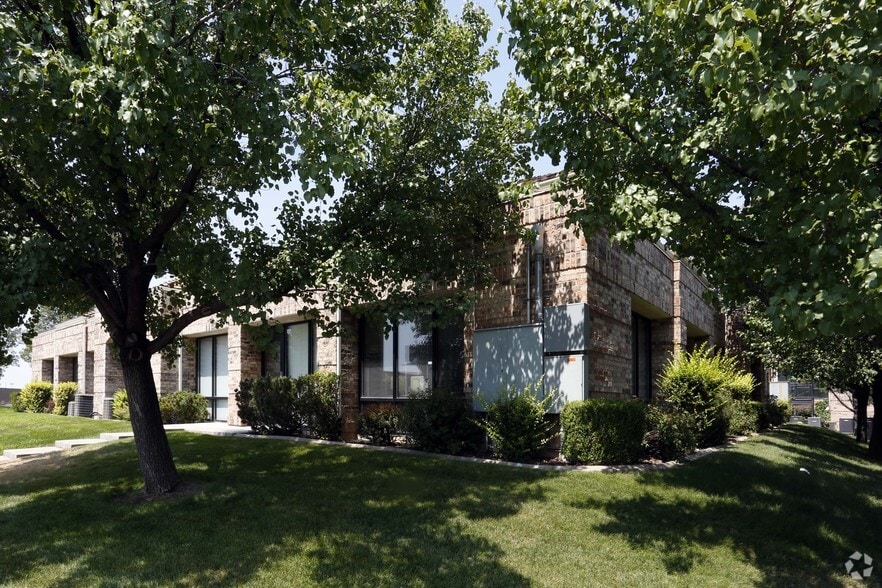 More Photos Of 1544 Woodland Park Dr, Layton Unknown For Lease