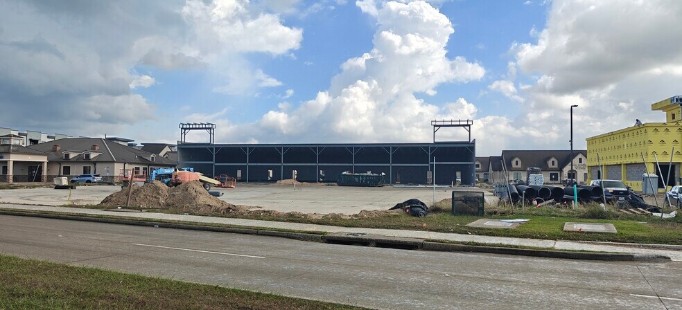 More Photos Of 200 Greenhouse rd, Houston Land For Lease