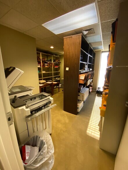 More Photos Of 100 Saint Ann St, Owensboro Office For Lease